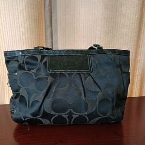 Coach Signature Black East/West Gallery Pleated Tote